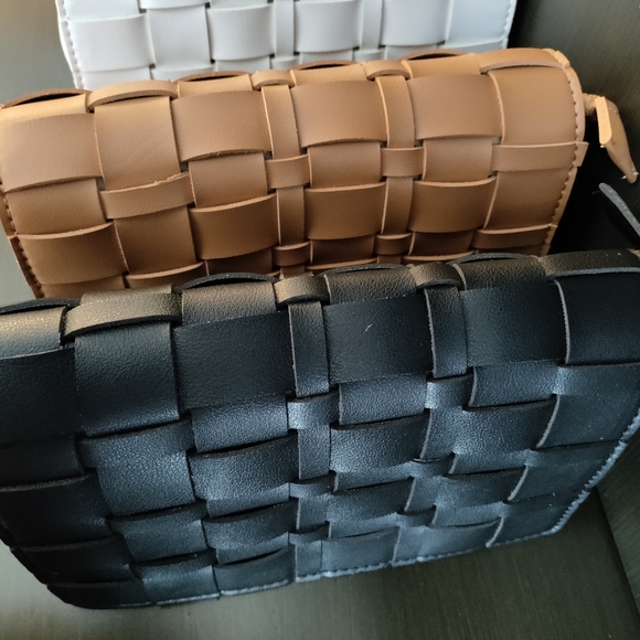 Weaved crossbody bag - Picture 15 of 16